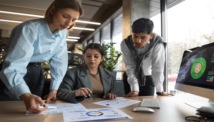 South Africa is a country with a diverse economy and a growing entrepreneurial spirit. As we look ahead to 2024, there are several emerging business opportunities that are set to take the market by storm. From technology to agriculture, South Africa offers a range of sectors that are ripe for investment and growth. 
